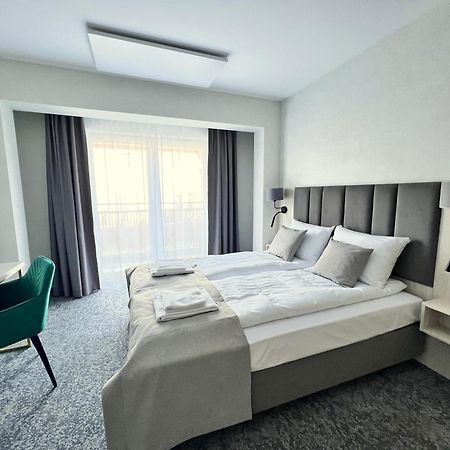 Silver Baltic Aparthotel Kolobrzeg Ngoại thất bức ảnh