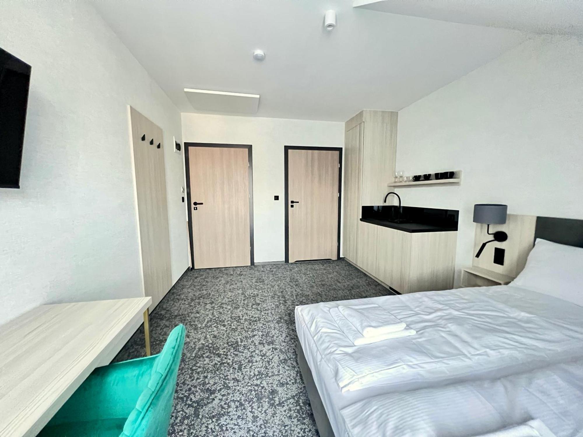 Silver Baltic Aparthotel Kolobrzeg Ngoại thất bức ảnh