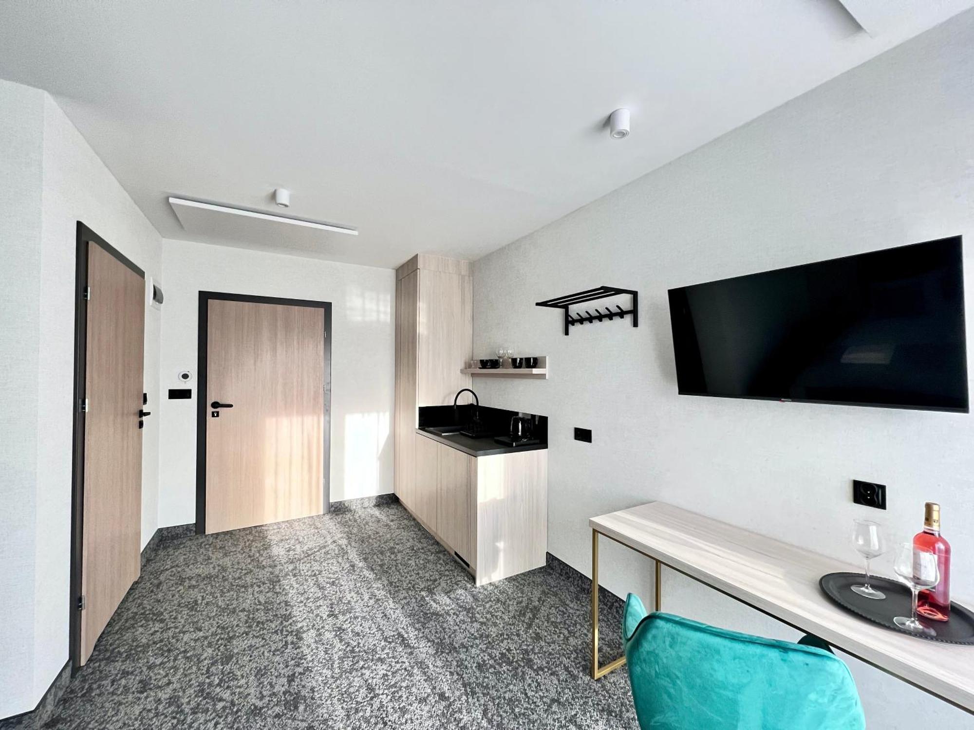 Silver Baltic Aparthotel Kolobrzeg Ngoại thất bức ảnh