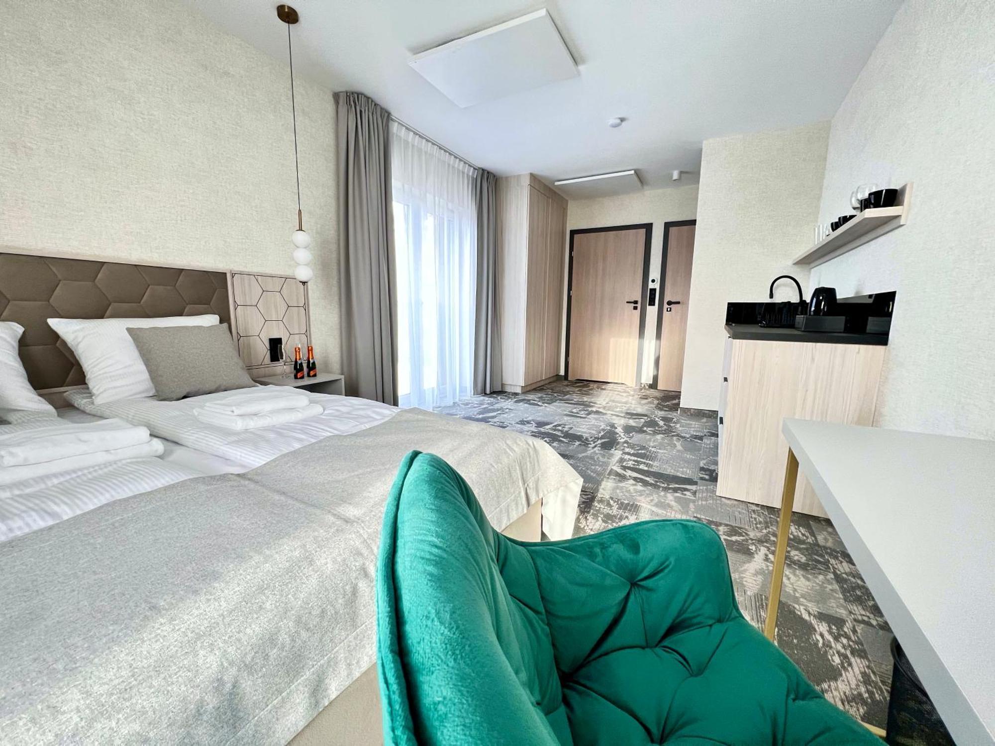 Silver Baltic Aparthotel Kolobrzeg Ngoại thất bức ảnh