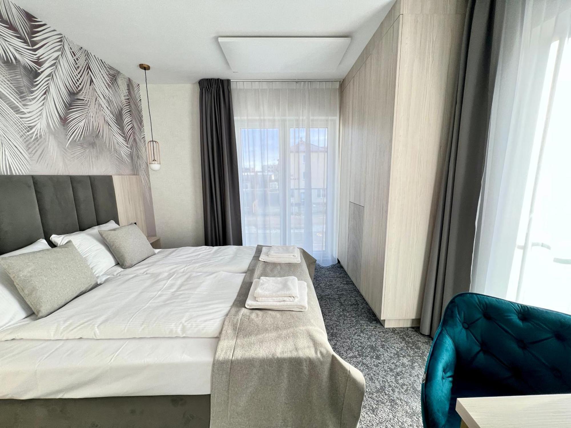 Silver Baltic Aparthotel Kolobrzeg Ngoại thất bức ảnh